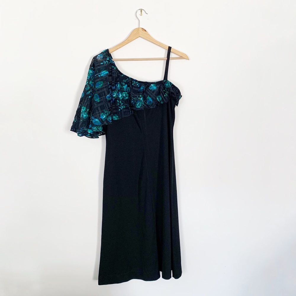 One Shoulder Floaty Sleeve 70’s Polyester Floral Black Dress
